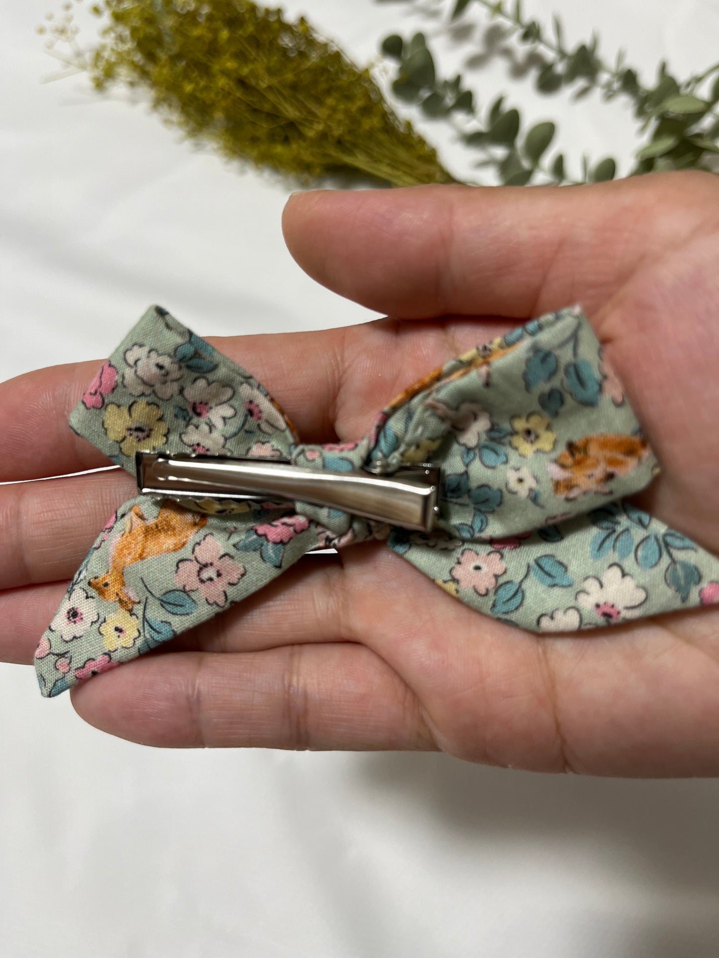 Holiday Bow　リボン(バンビ)