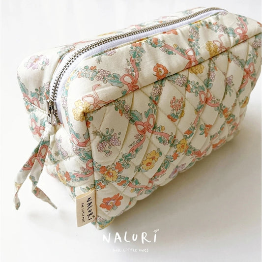 POUCH(ポーチ)　白いお花柄