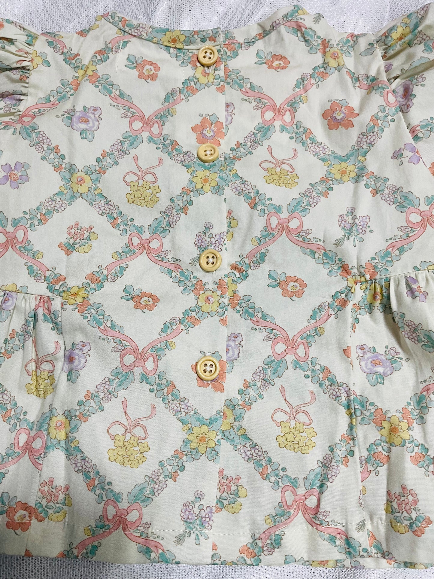 DARA TOP