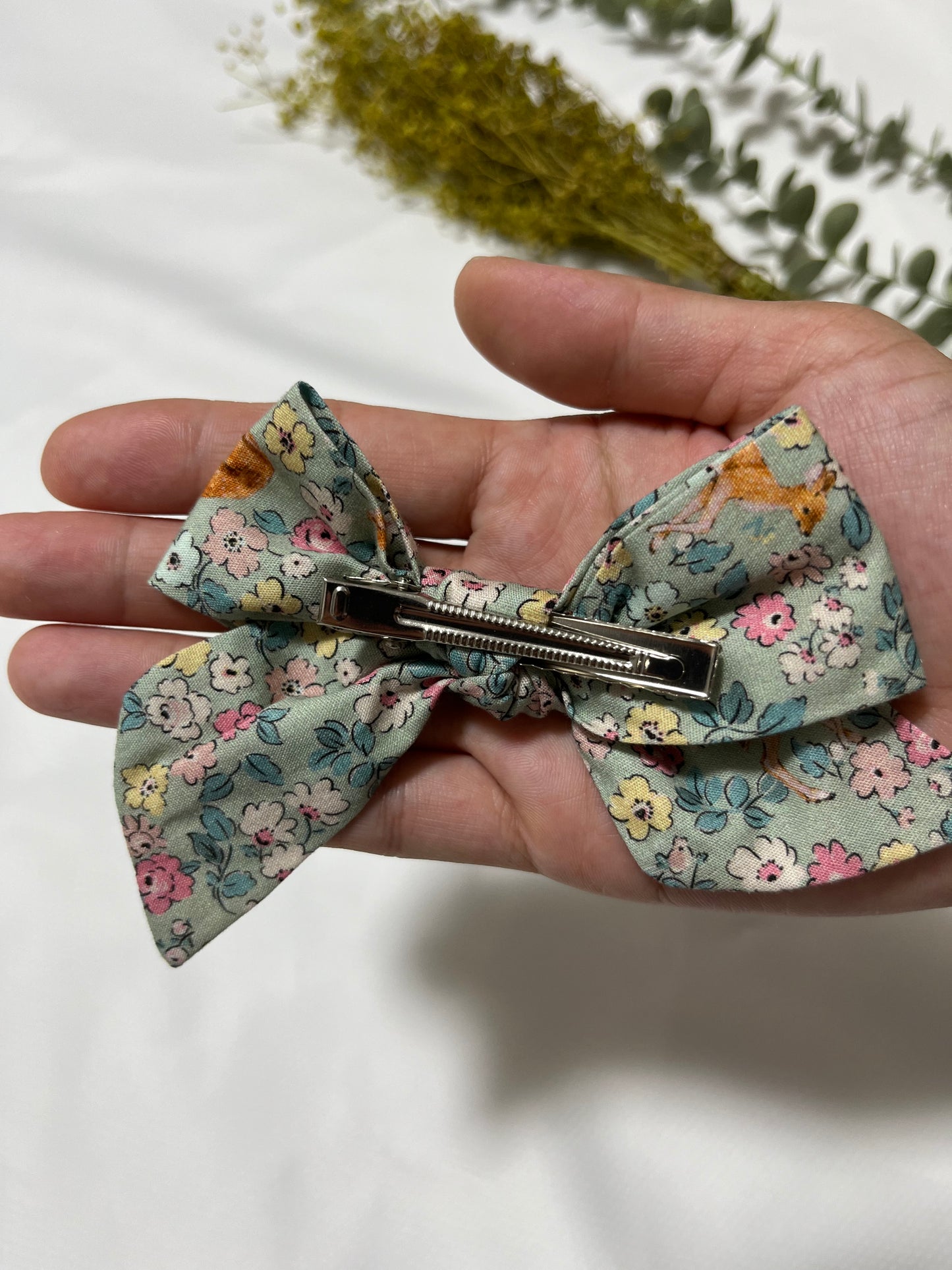 Holiday Bow　リボン(バンビ)